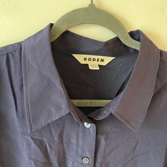 BODEN 100 % SILK Dark Blue Button-Up Shirt Size 20-22R- XL - Picture 3 of 6